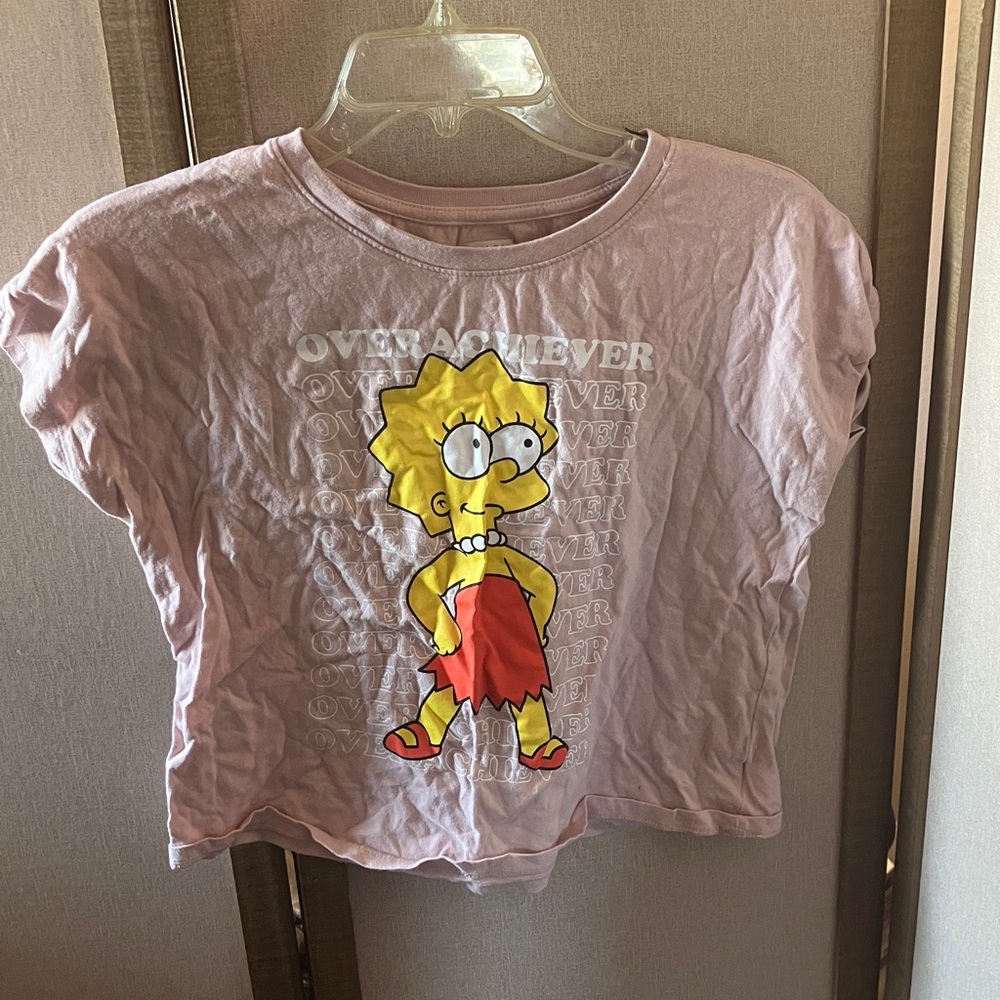 FINAL MARKDOWN Girls old navy Lisa Simpson Graphic T-Shirt large